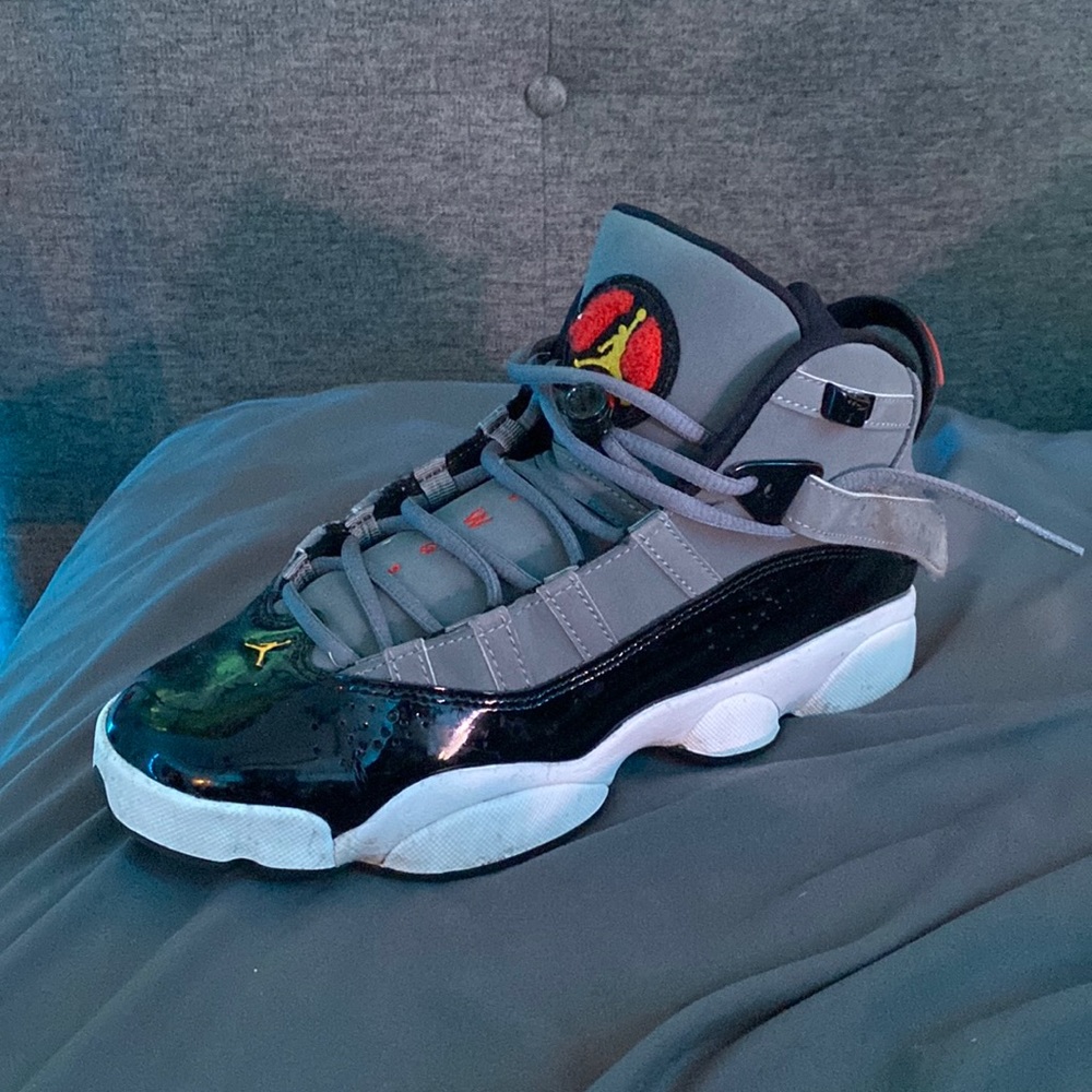 Air Jordan 6 ring wolf grey and black, gently worn